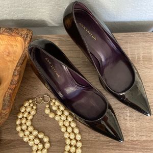 Ann Taylor Point Toe Heels